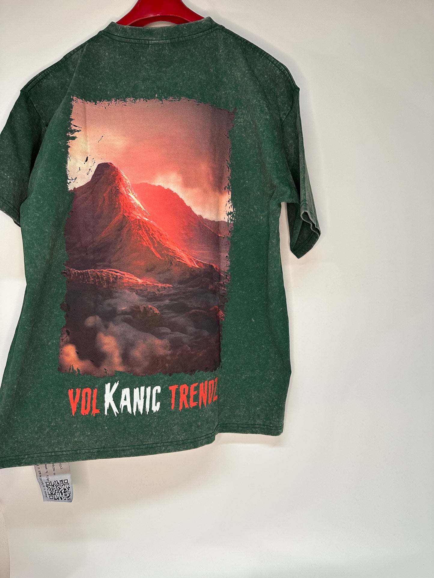 VolKanic Neckline Oversize T-Shirt