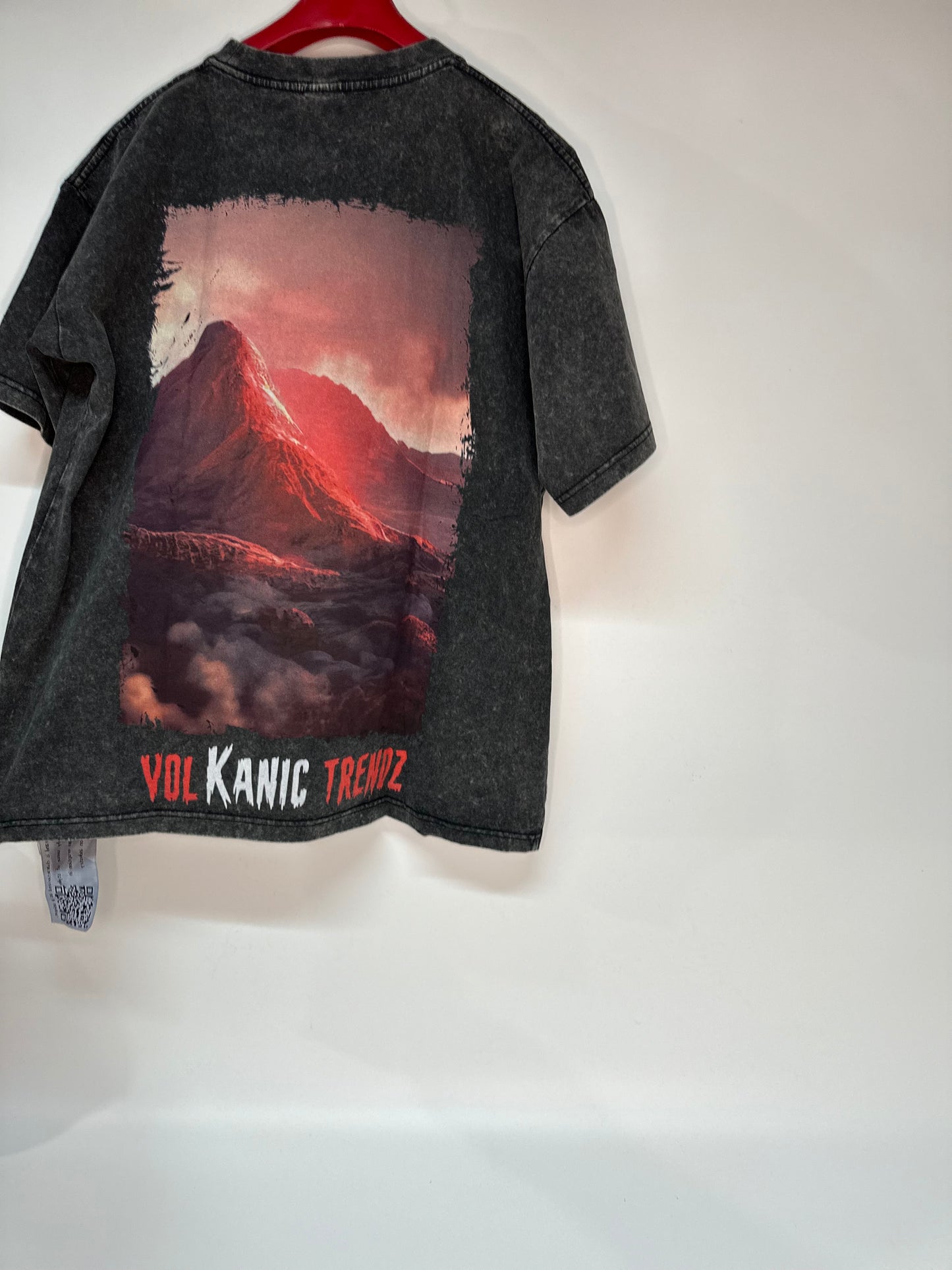 VolKanic Neckline Oversize T-Shirt